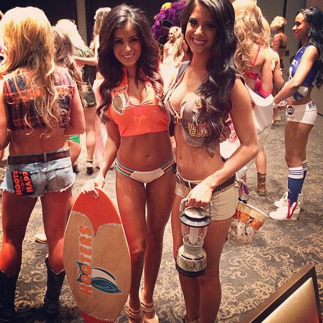 hooters-international-swimsuit-pageant-20147
