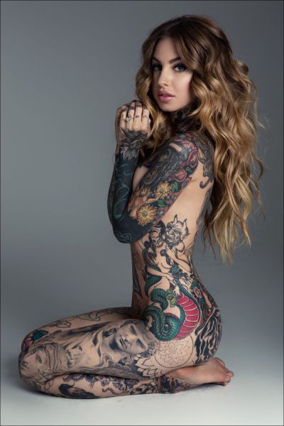 hot_and_hardcore_tattooed_girls_640_02