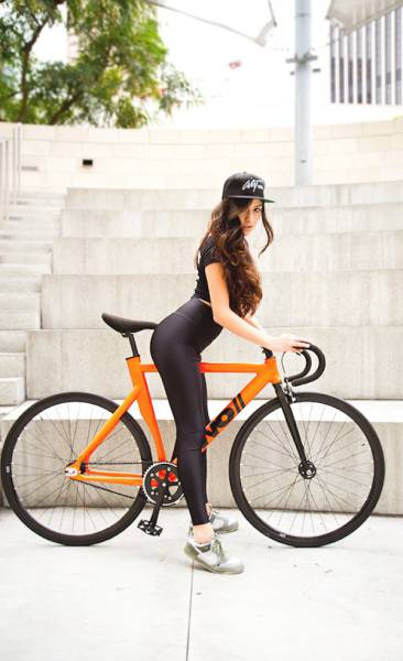 mulheres-e-bicicletas-colocando-um-sorriso-nas-suas-vidas21